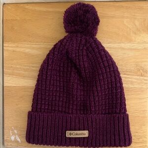 Columbia Women’s ' Deep Purple Knit Beanie